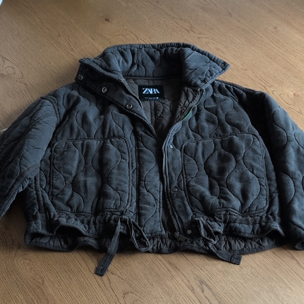 Zara Cropped Quilted Coat
